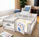 Дитячий манеж Terrio Dragon XL 180х200 см Сірий з пластиковими дверима, двома ручками і 60 різнокольоровими м'ячами 3056749094 фото 2